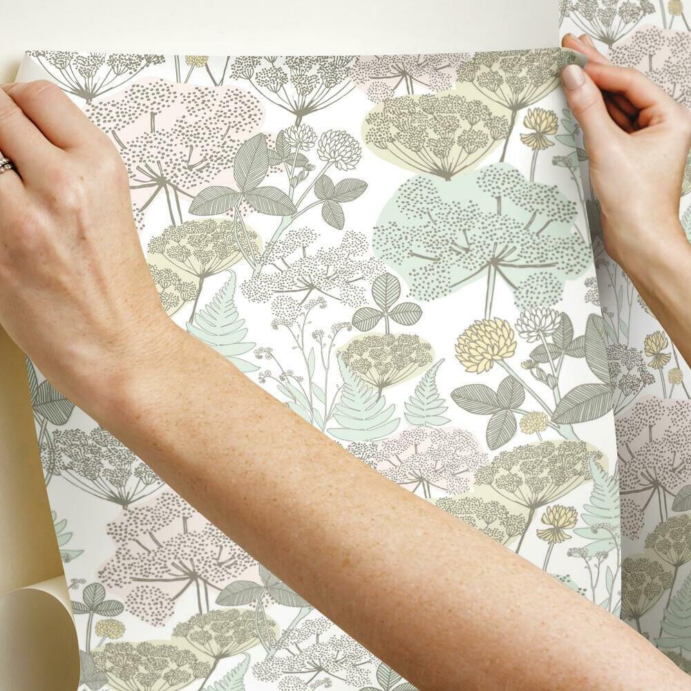 Finlayson Niittypolku Peel and Stick Wallpaper